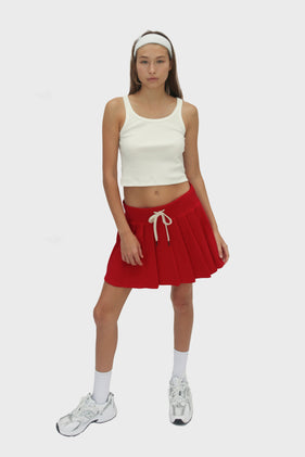 Enavant Dylan Pleated Skirt in the color Red