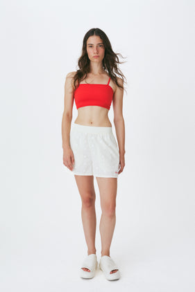 Enavant Lace trim track short in the color Cream
